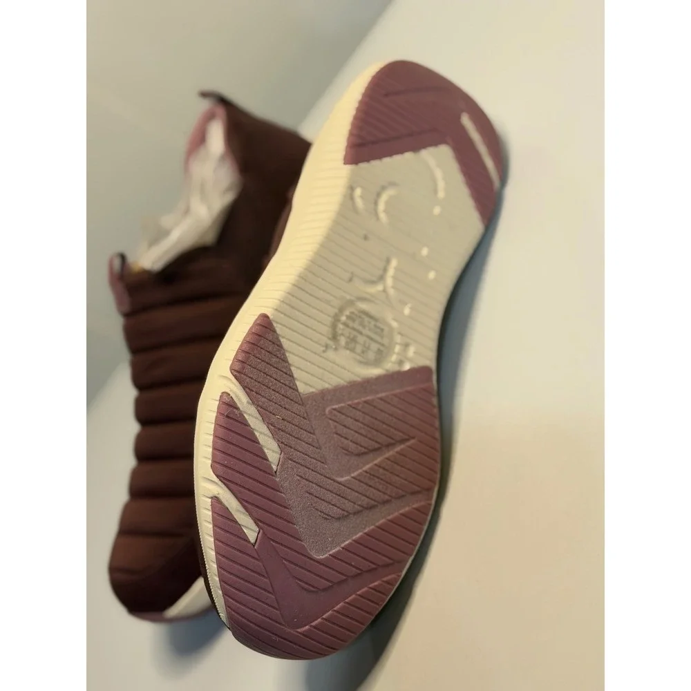 Ryka Pursuit Quilted Slip-Ons Windsor Red Comfort‎ Walking Shoes Size 8 Women